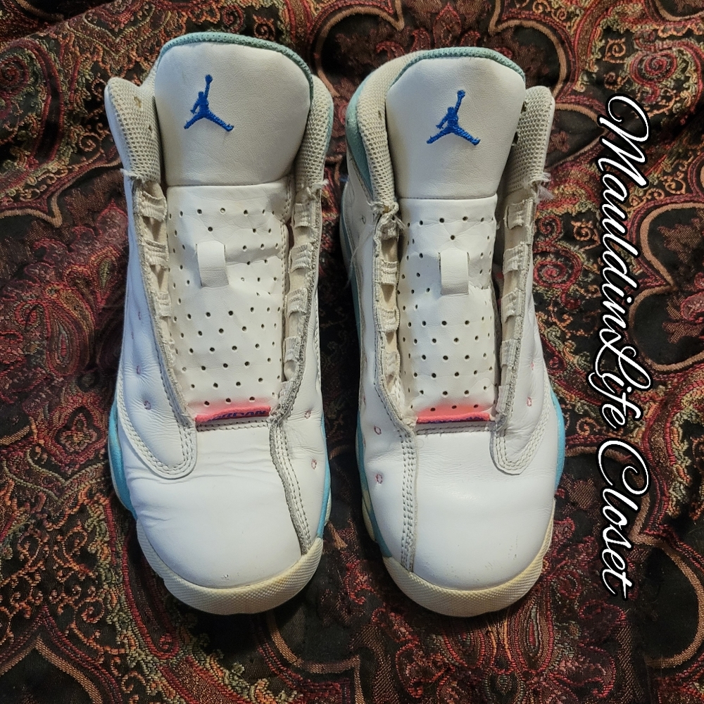 SOLD Air Jordan 13 Aurora Green size 2.5Y
